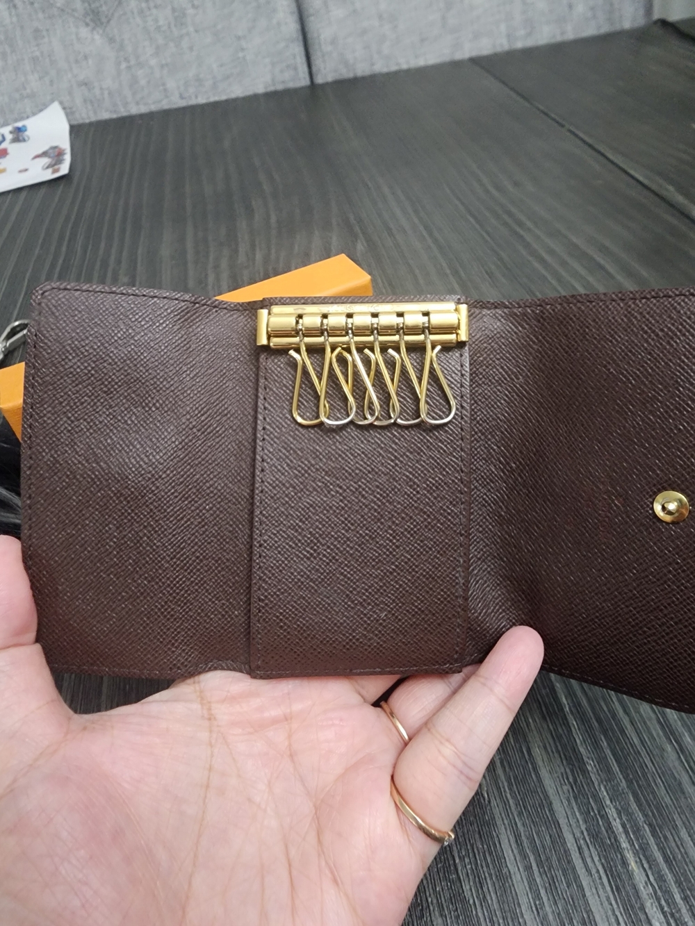 Louis Vuitton Damier Ebene Key Pouch - Brown - Picture 2 of 10